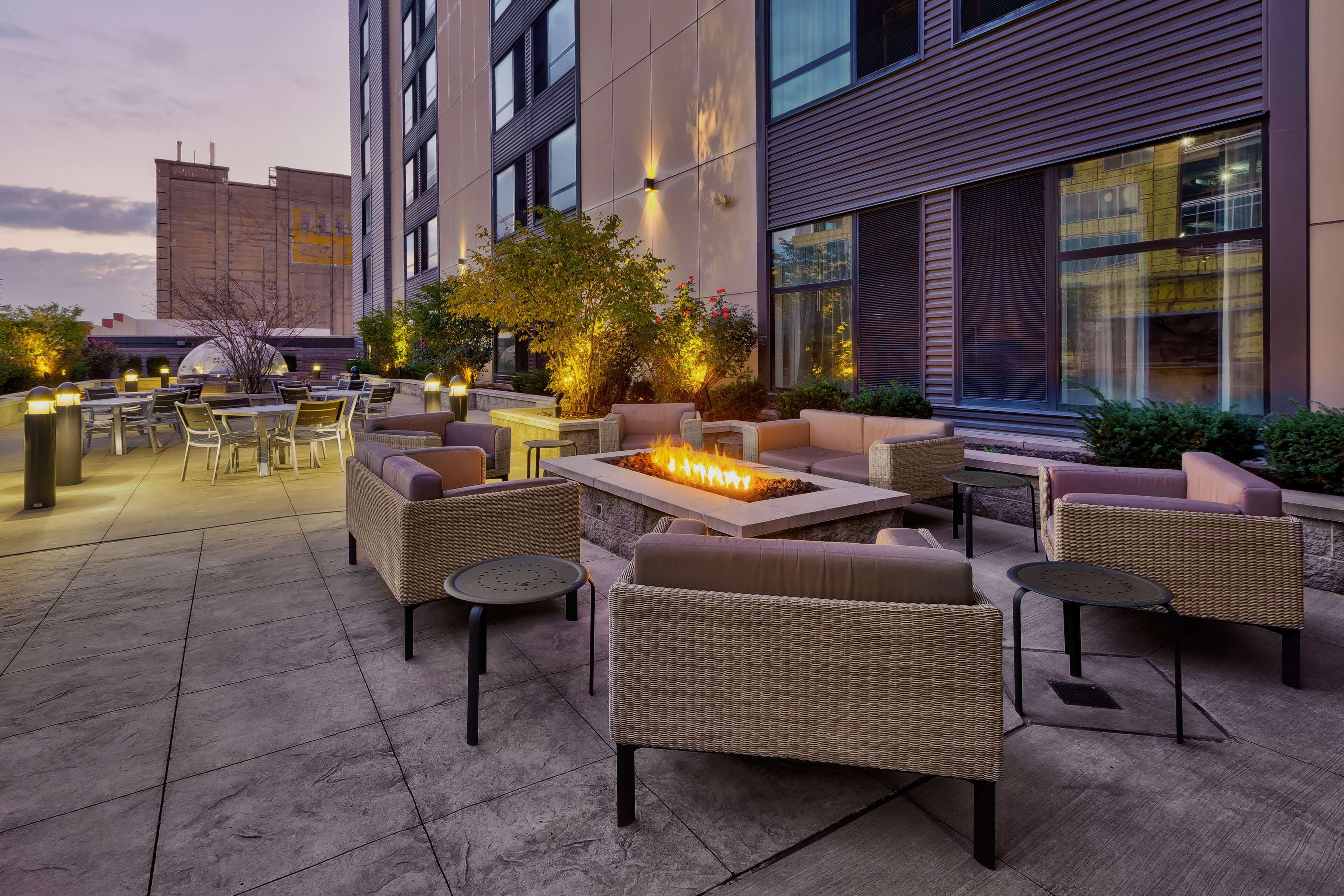 Homewood Suites By Hilton Pittsburgh Downtown Exteriör bild
