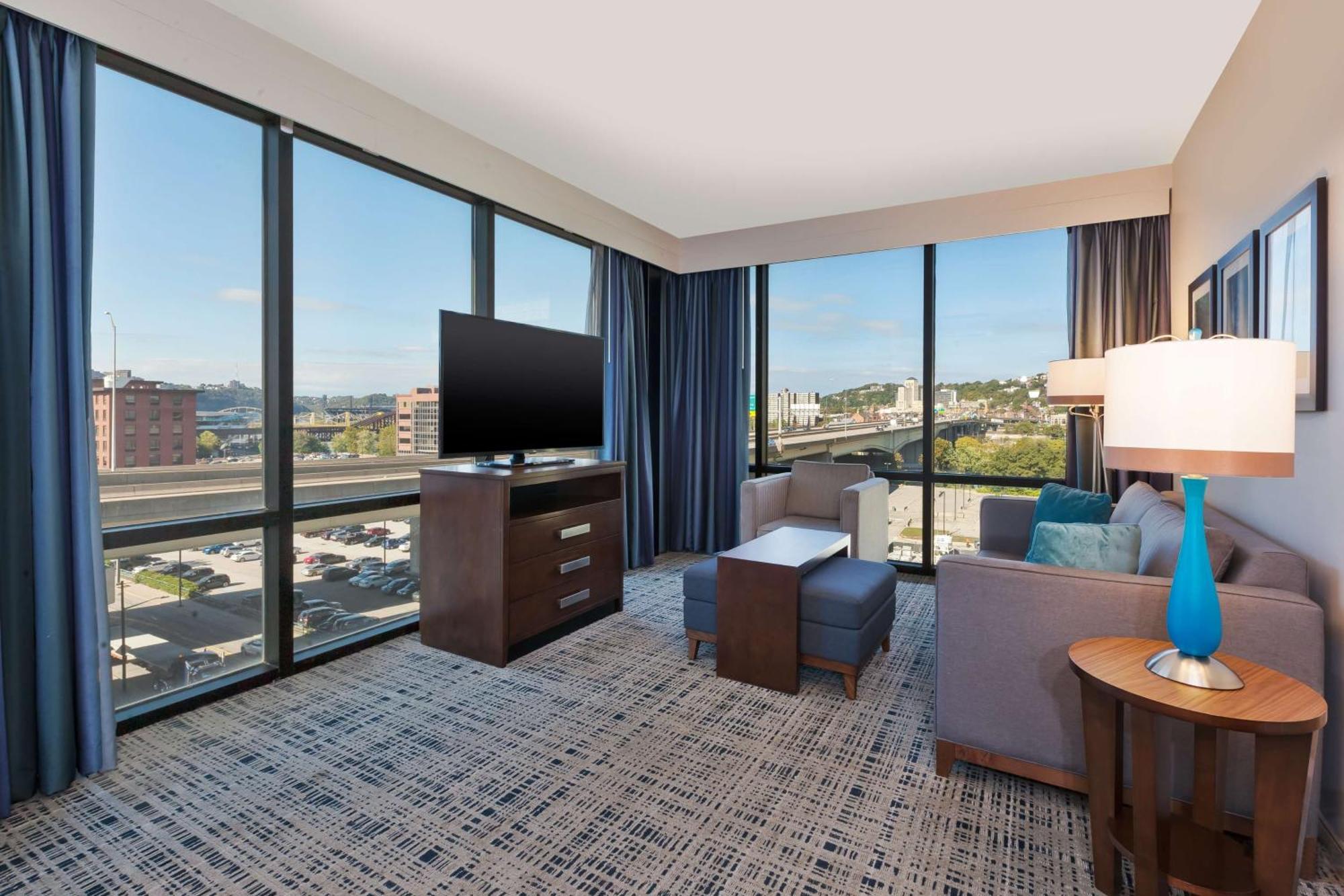 Homewood Suites By Hilton Pittsburgh Downtown Exteriör bild