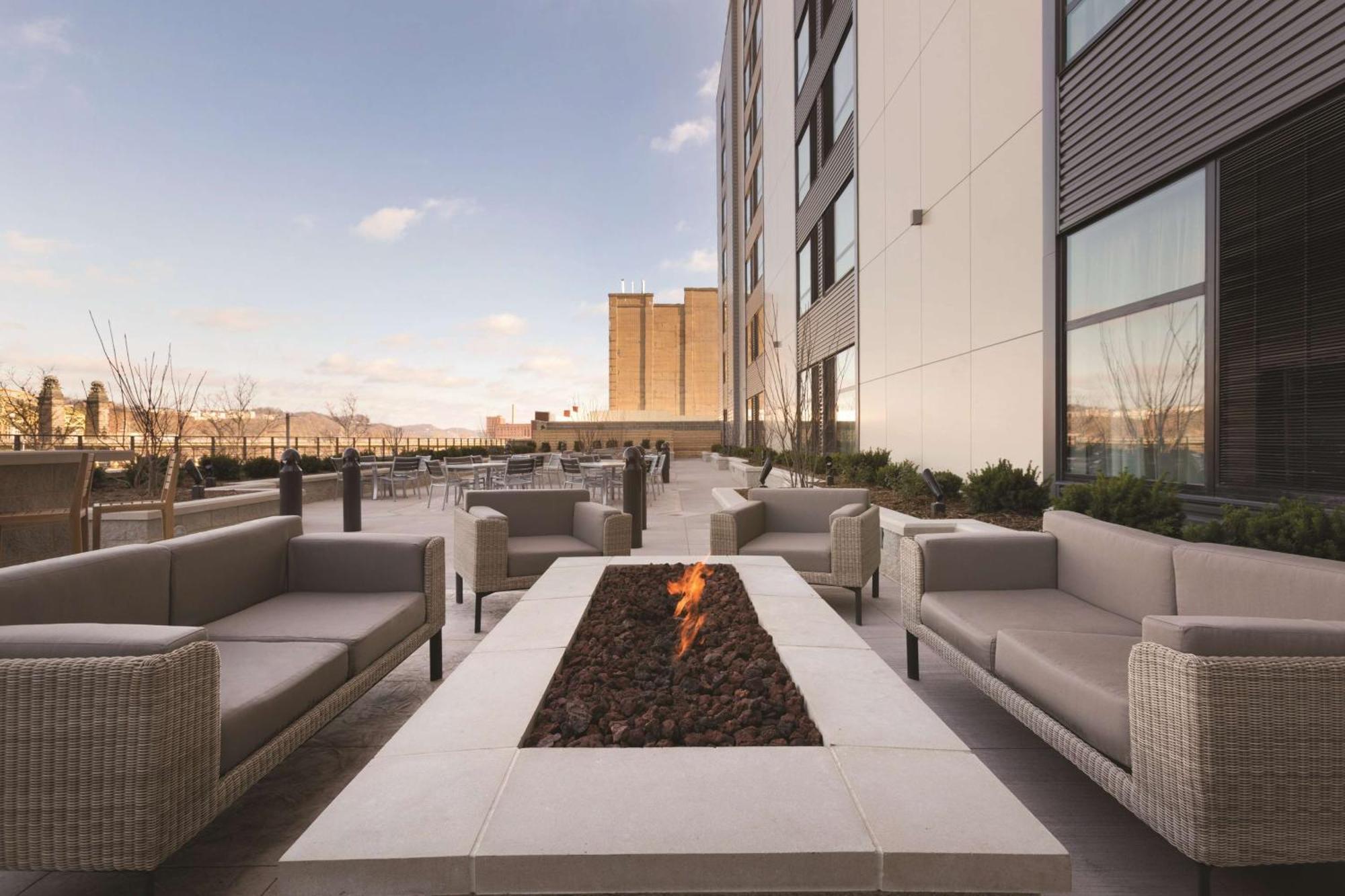 Homewood Suites By Hilton Pittsburgh Downtown Exteriör bild