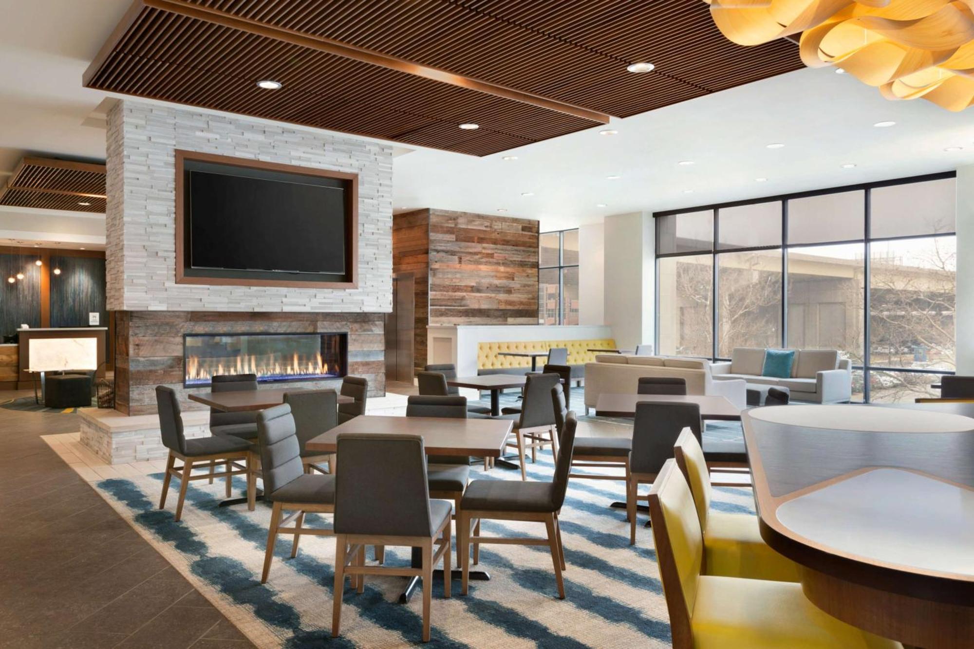 Homewood Suites By Hilton Pittsburgh Downtown Exteriör bild